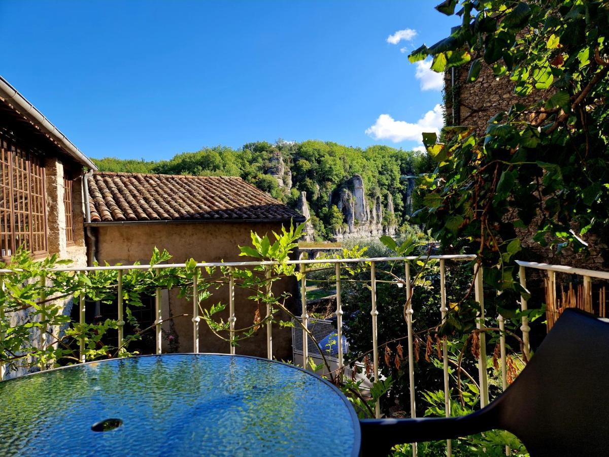 Bed and Breakfast Lou Mouli Di Baou Labeaume Exterior foto